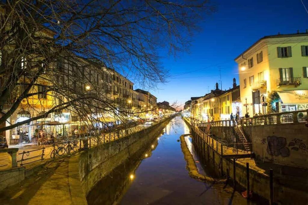 Daniela'S Spazioso Appartamento Ai Navigli Milano Eksteriør billede
