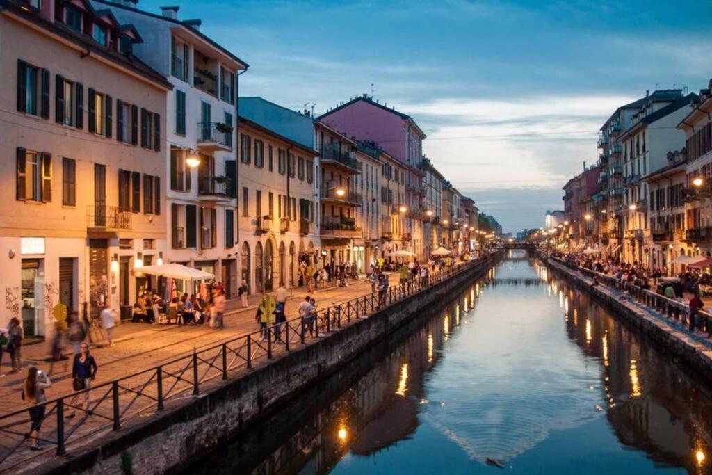 Daniela'S Spazioso Appartamento Ai Navigli Milano Eksteriør billede