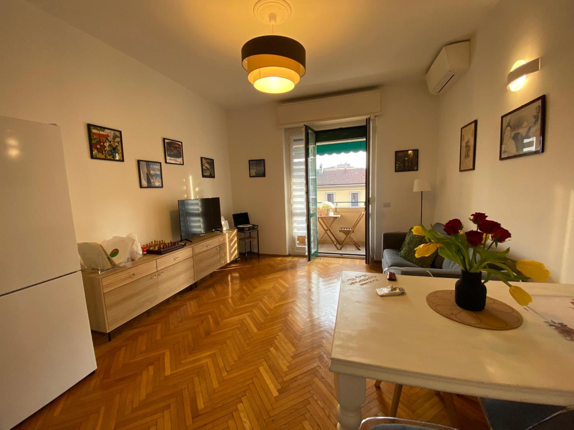 Daniela'S Spazioso Appartamento Ai Navigli Milano Eksteriør billede