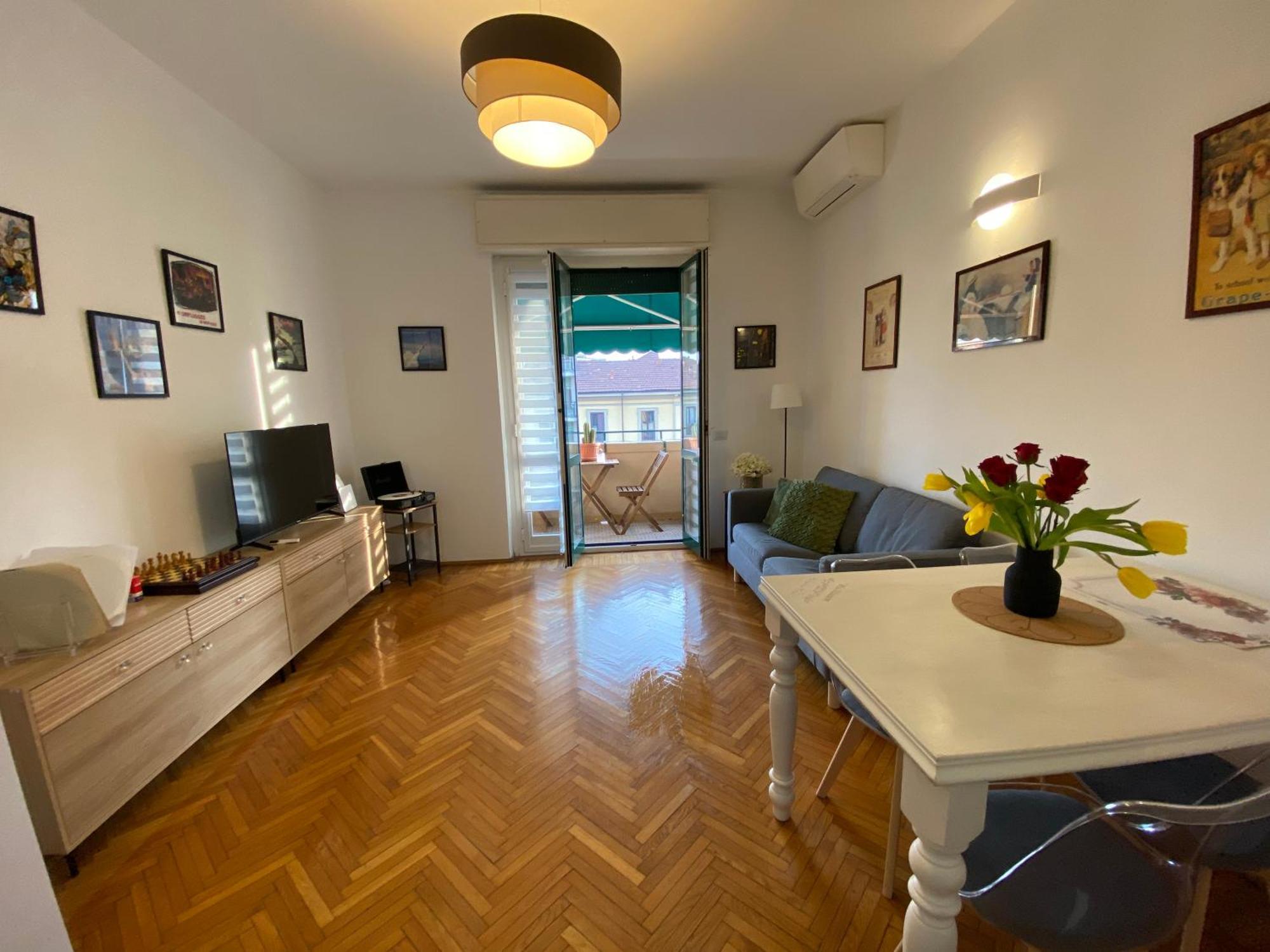 Daniela'S Spazioso Appartamento Ai Navigli Milano Eksteriør billede