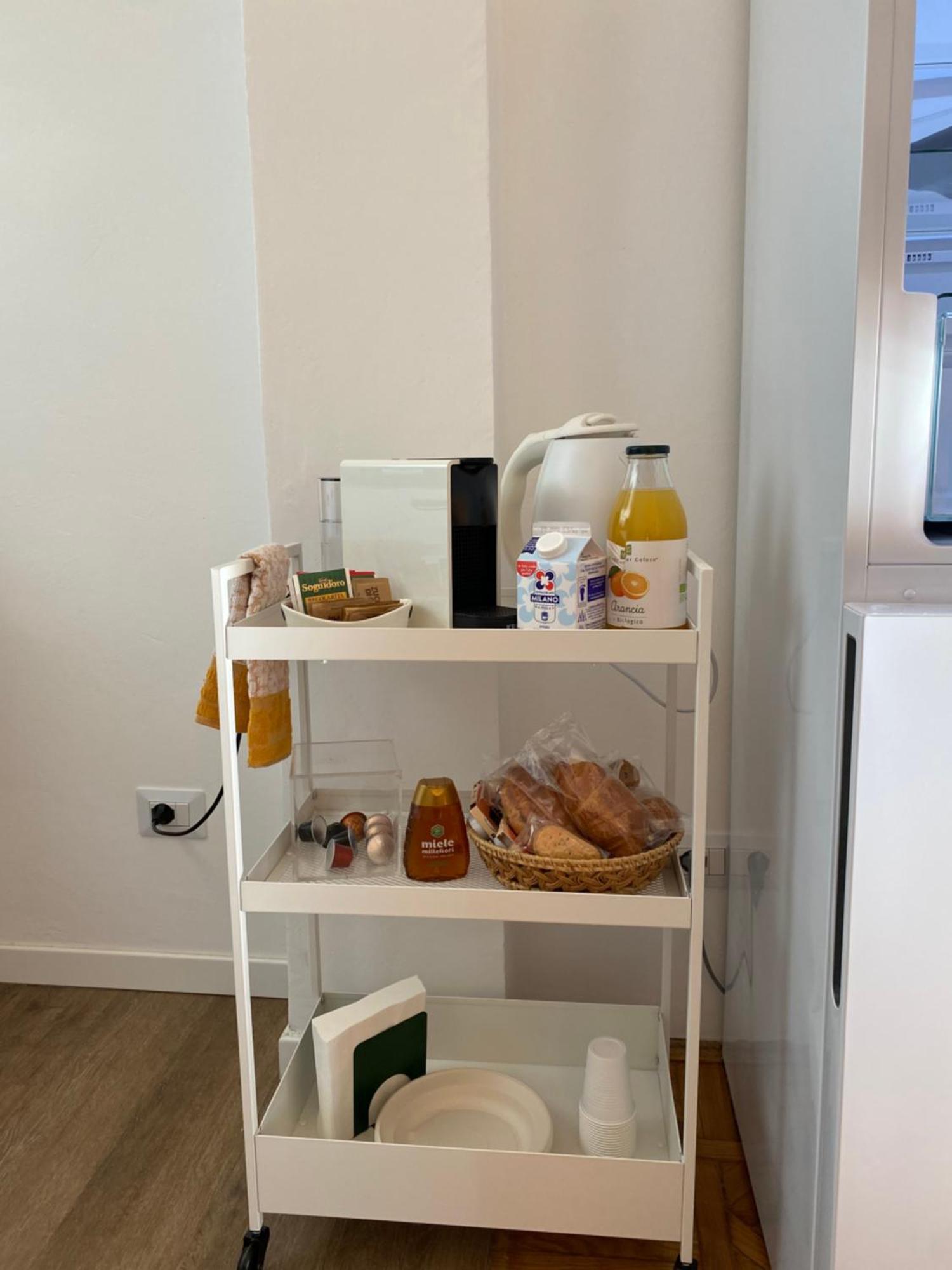 Daniela'S Spazioso Appartamento Ai Navigli Milano Eksteriør billede